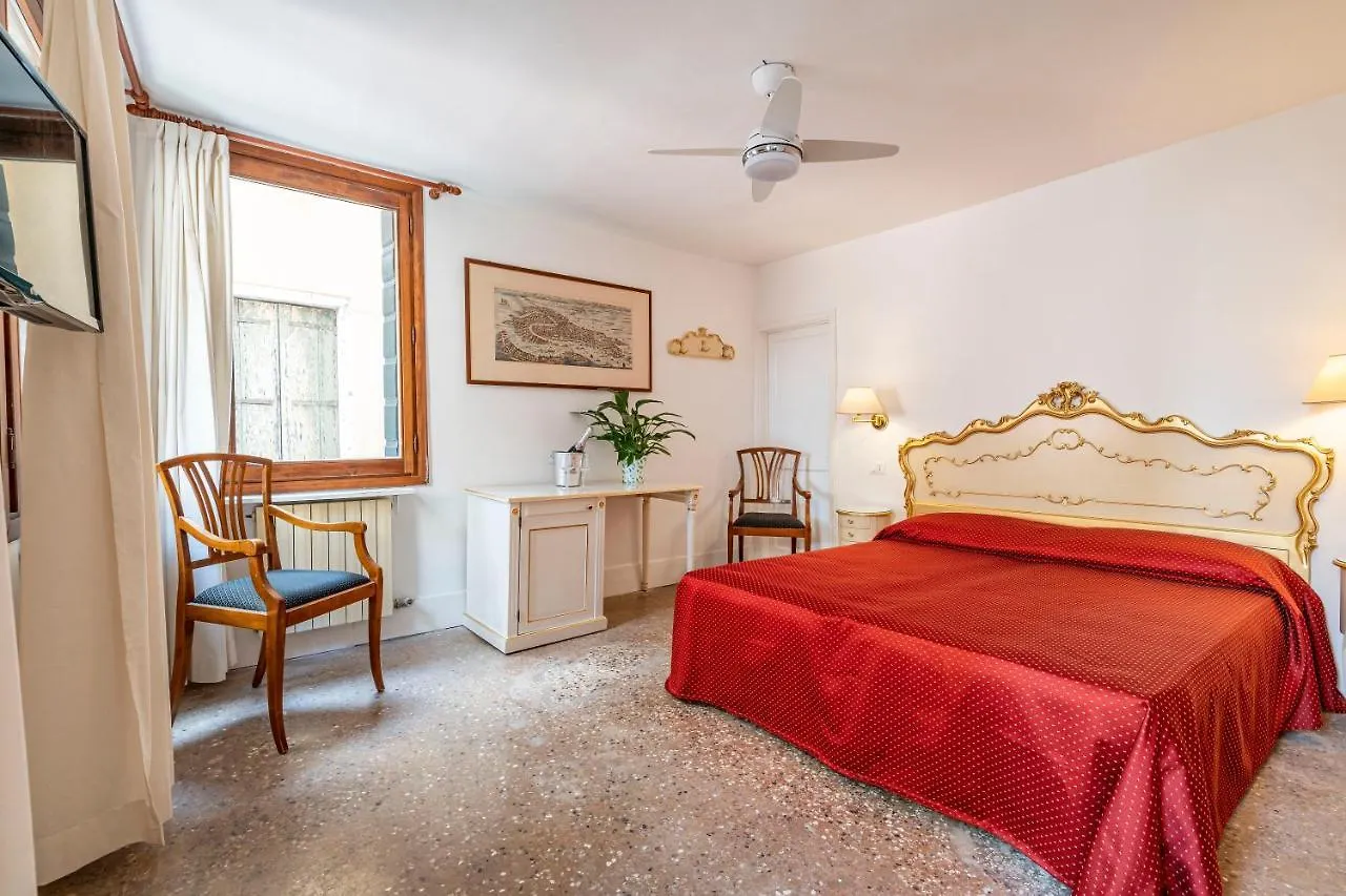 San Luca Flats Aparthotel Venice 3*,  Italy