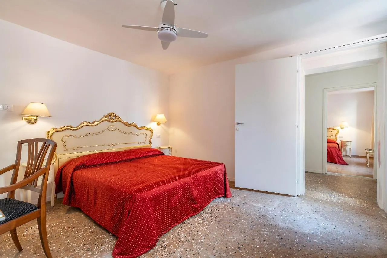 San Luca Flats Aparthotel Venice